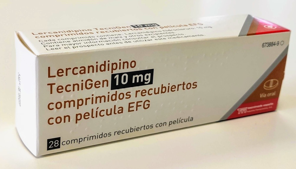 LERCANIDIPINA TECNIGEN 10 mg COMPRIMIDOS REVESTIDOS POR PELÍCULA