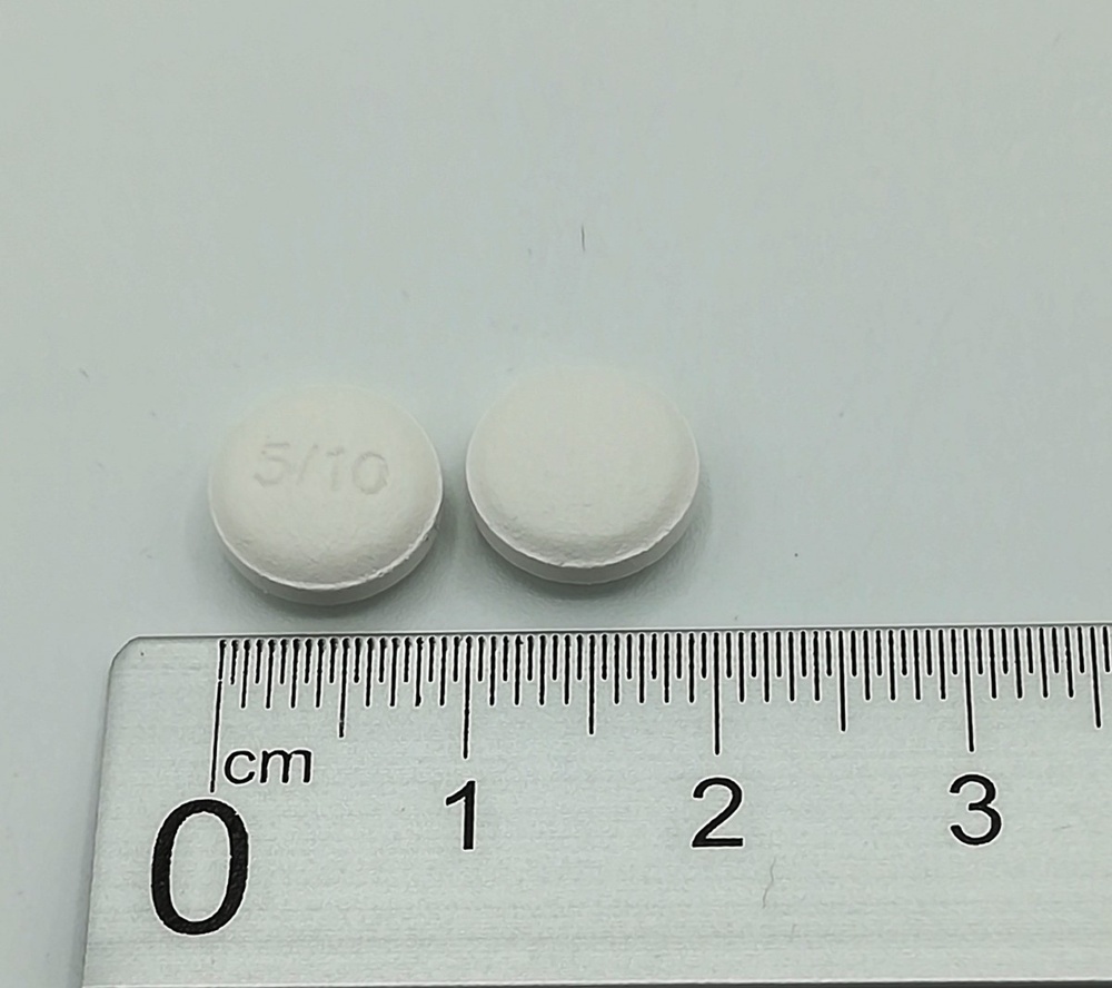 ASTUCOR 5 mg/10 mg COMPRIMIDOS REVESTIDOS POR PELÍCULA