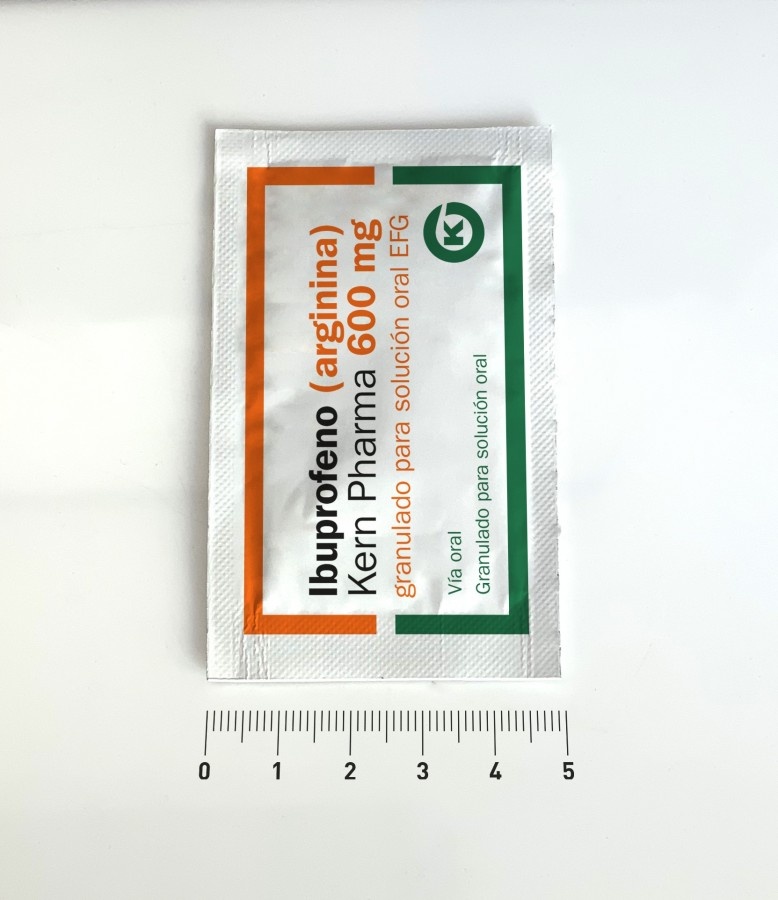 IBUPROFENO KERN PHARMA 600 mg GRANULADO EFERVESCENTE
